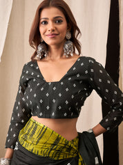 Black & Olive Green Cotton Saree with Tie-Dye and Circle Motif Accents