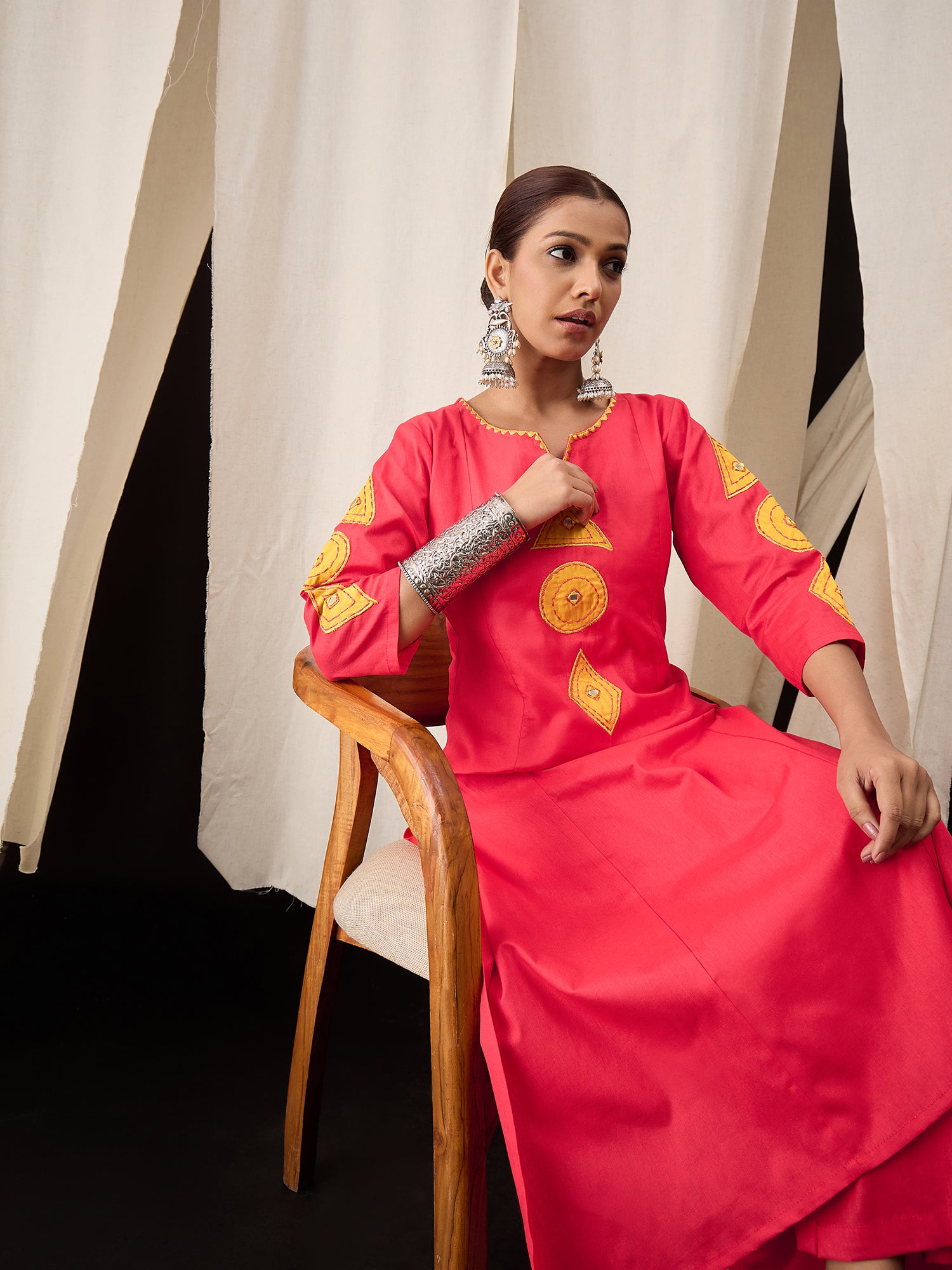 Vibrant Red Cotton Flex Kurta Set with Eye-Catching Patch Work