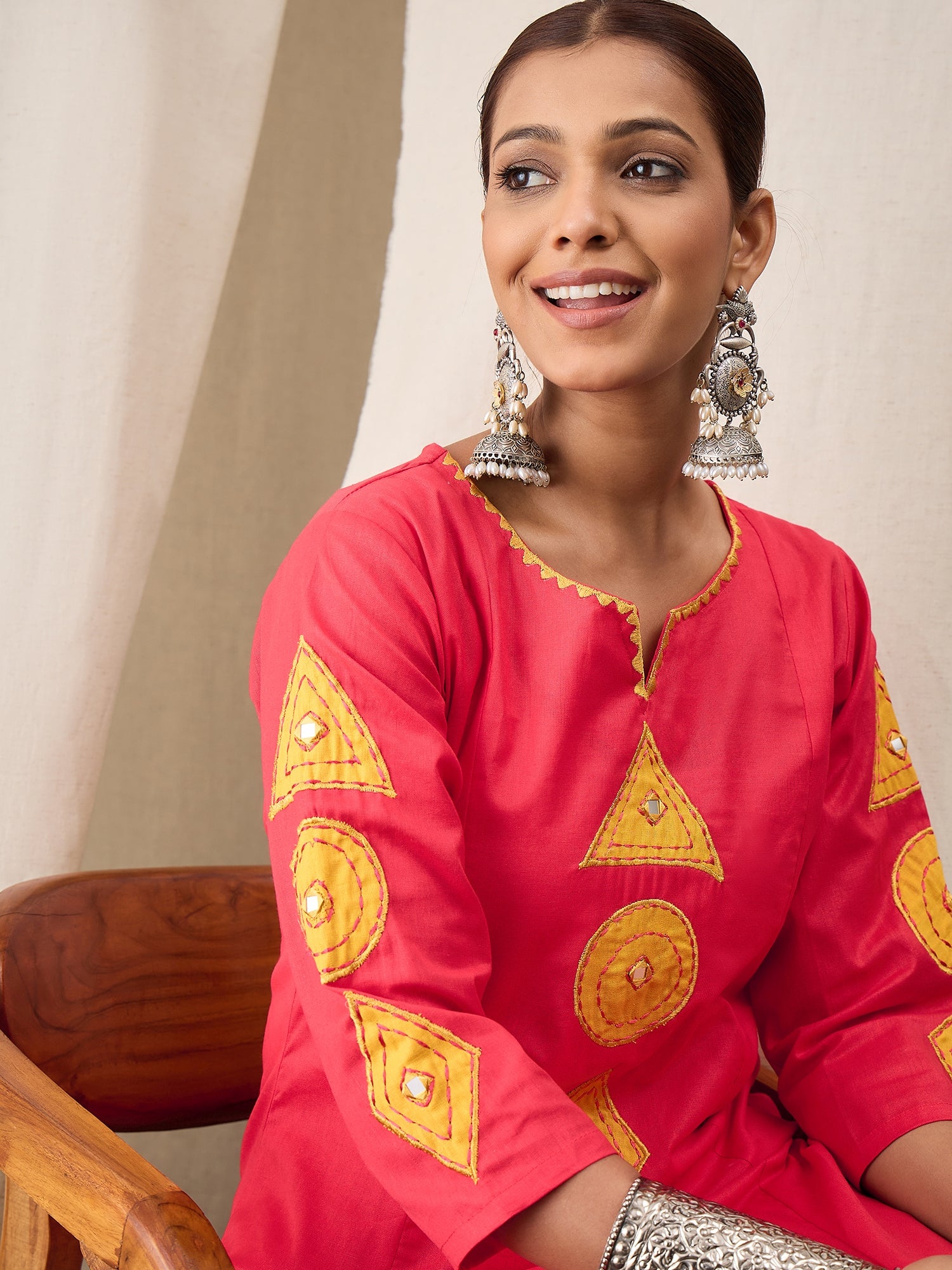 Vibrant Red Cotton Flex Kurta Set with Eye-Catching Patch Work