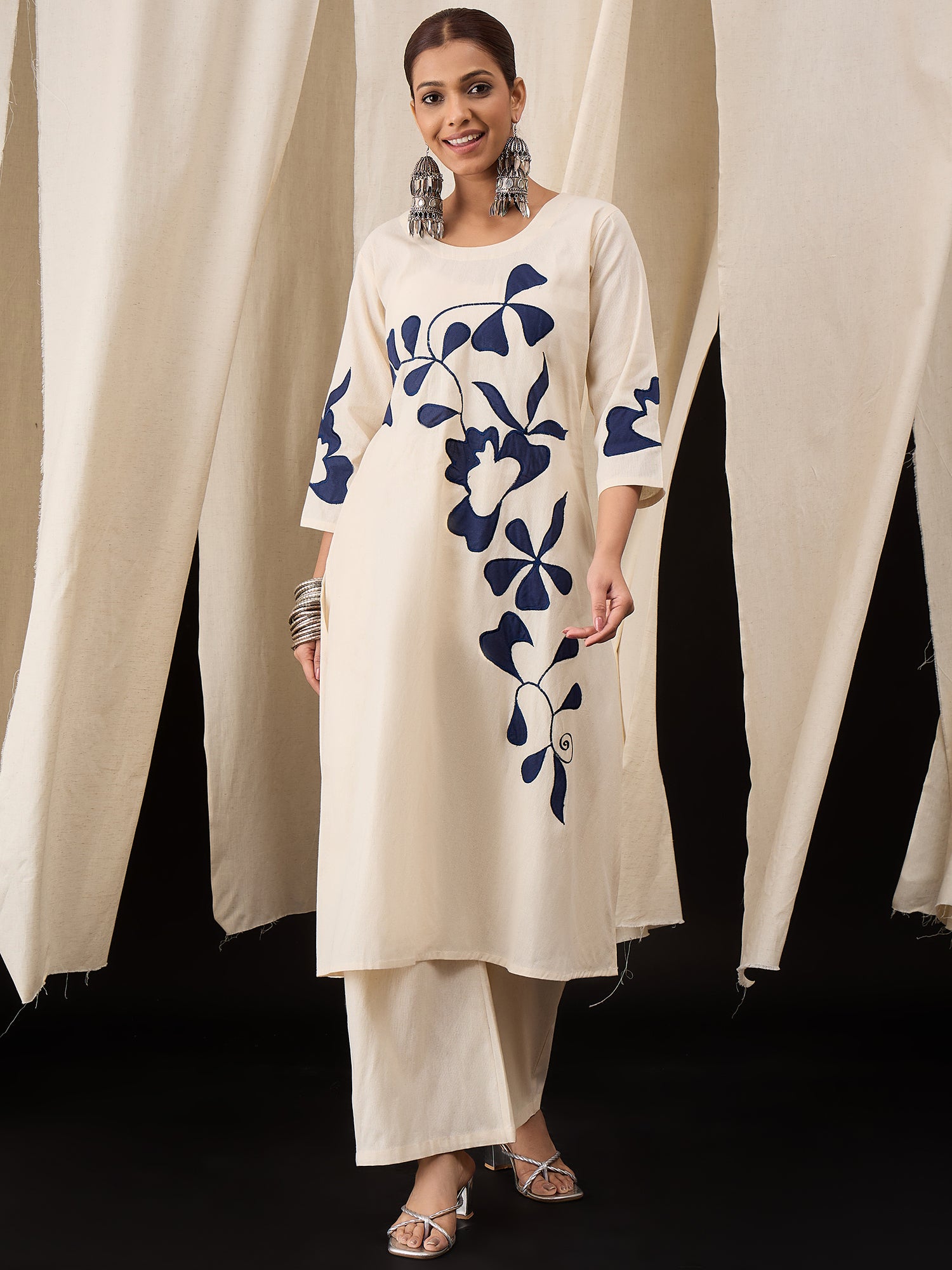 Pure Cotton Flex Patch Work Kurta Set – Elegant Cream