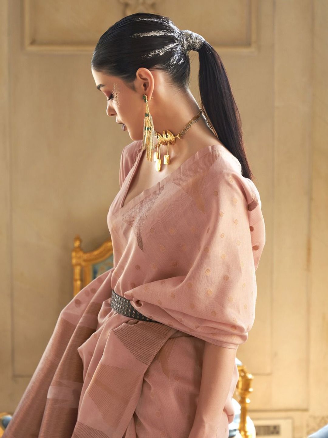 Blush Tone Woven Saree with Classic Border & Unstitched Blouse