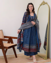 Elegant Blue Mal Cotton Kurti Set with Handwork Neck