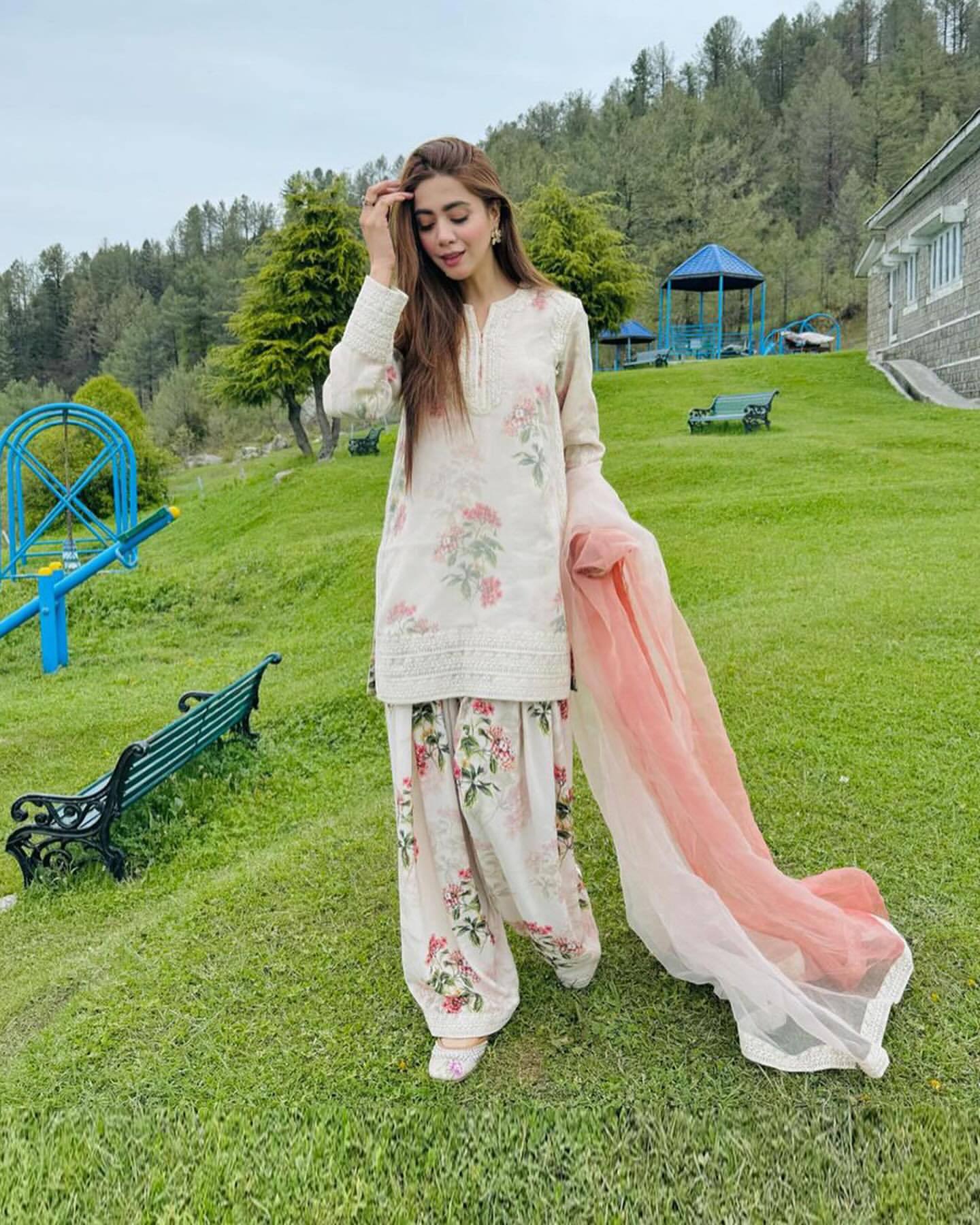 Designer Georgette Kurti Set with Farshi Plazzo & Embroidered Silk Dupatta