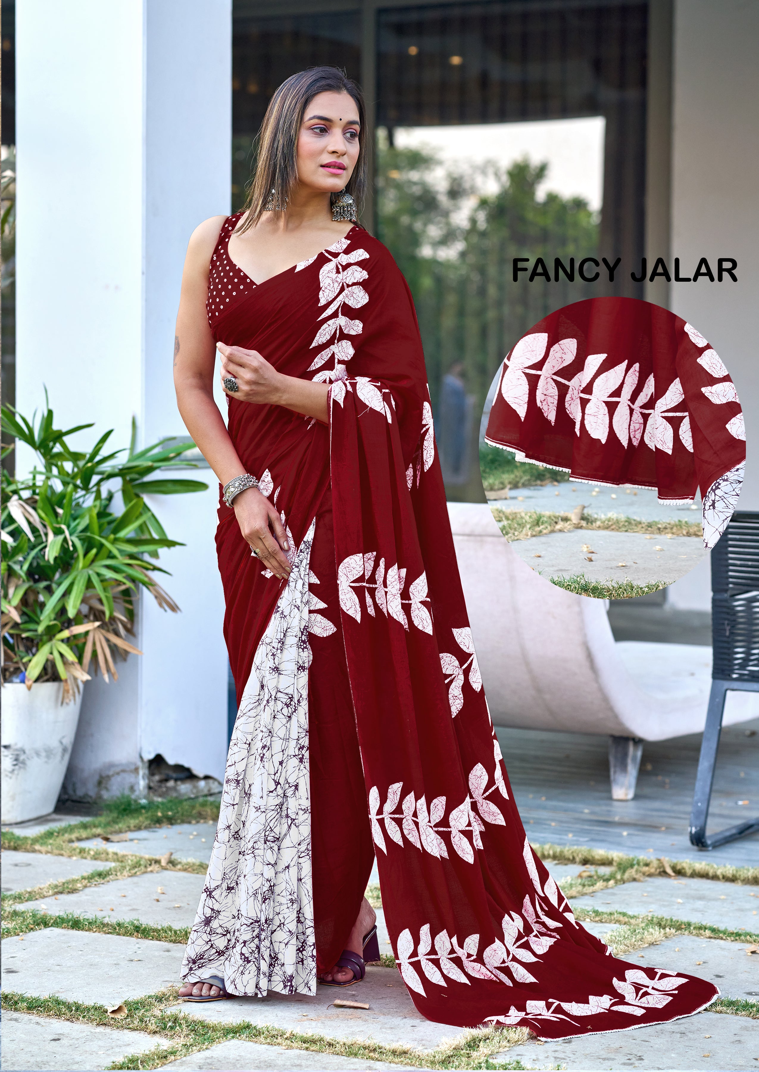 KOMALSAREESWITHFANCYJALAR_1.jpg