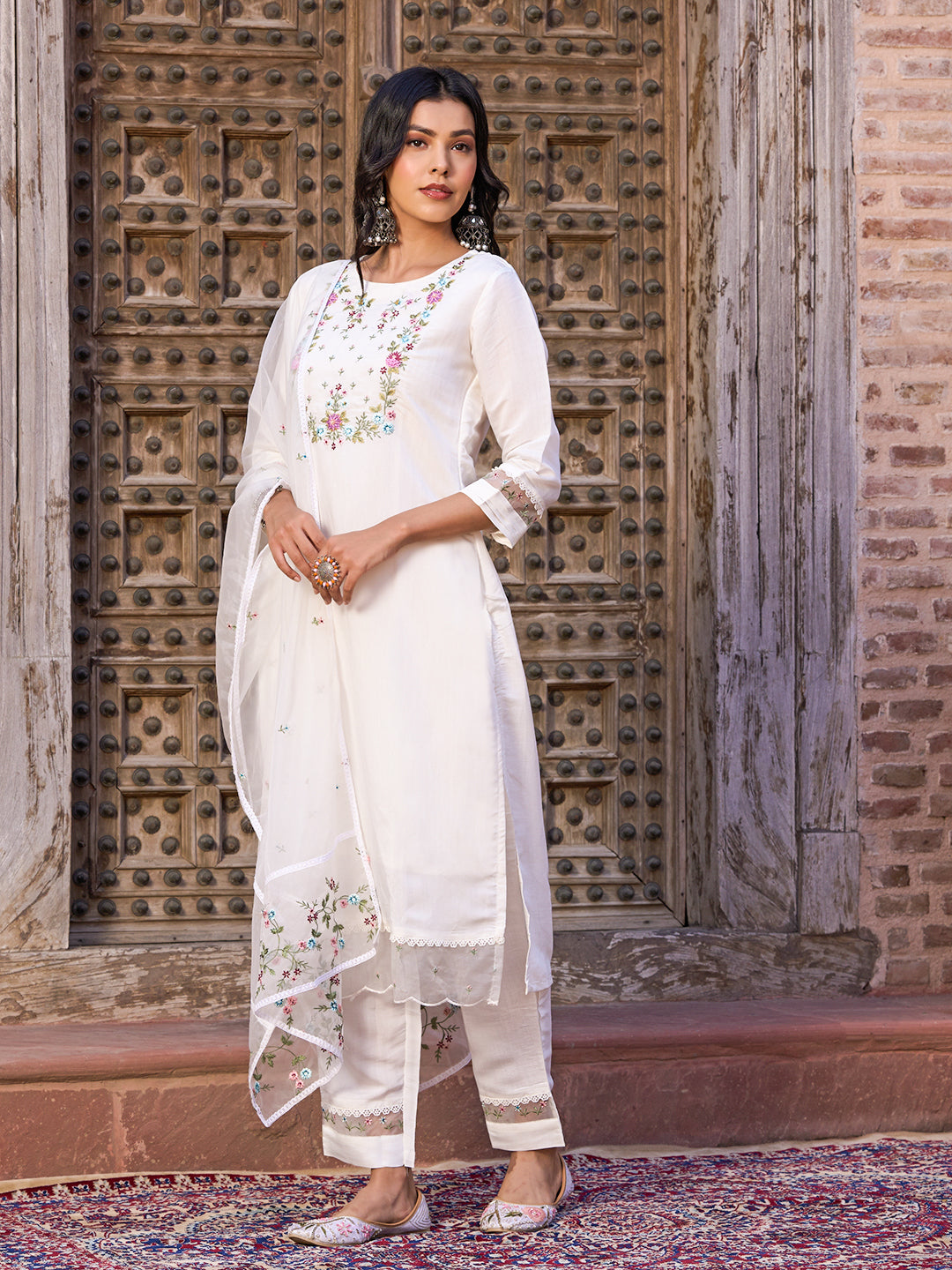 White Embroidered Viscose Chanderi Kurti Set with Organza Dupatta