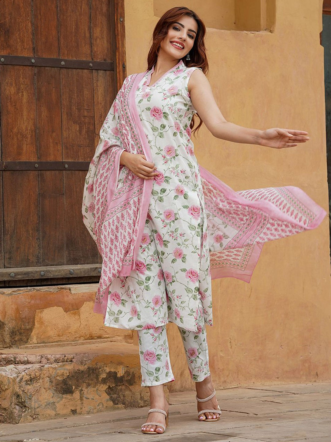 Pink_2_e44f6913-abf5-48df-8fde-e0561c0e8c16.jpg