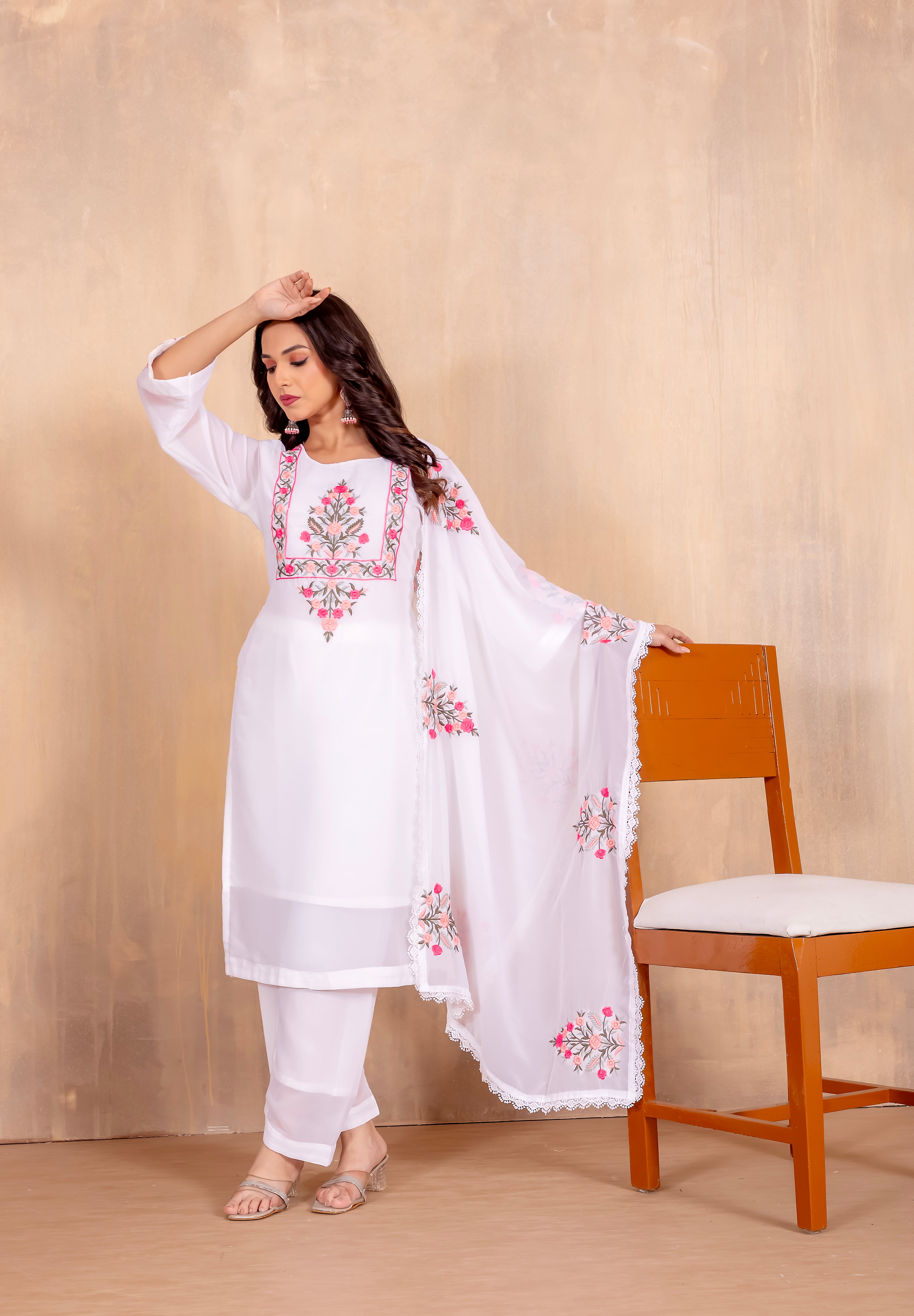 SUCHI-2_2.jpg