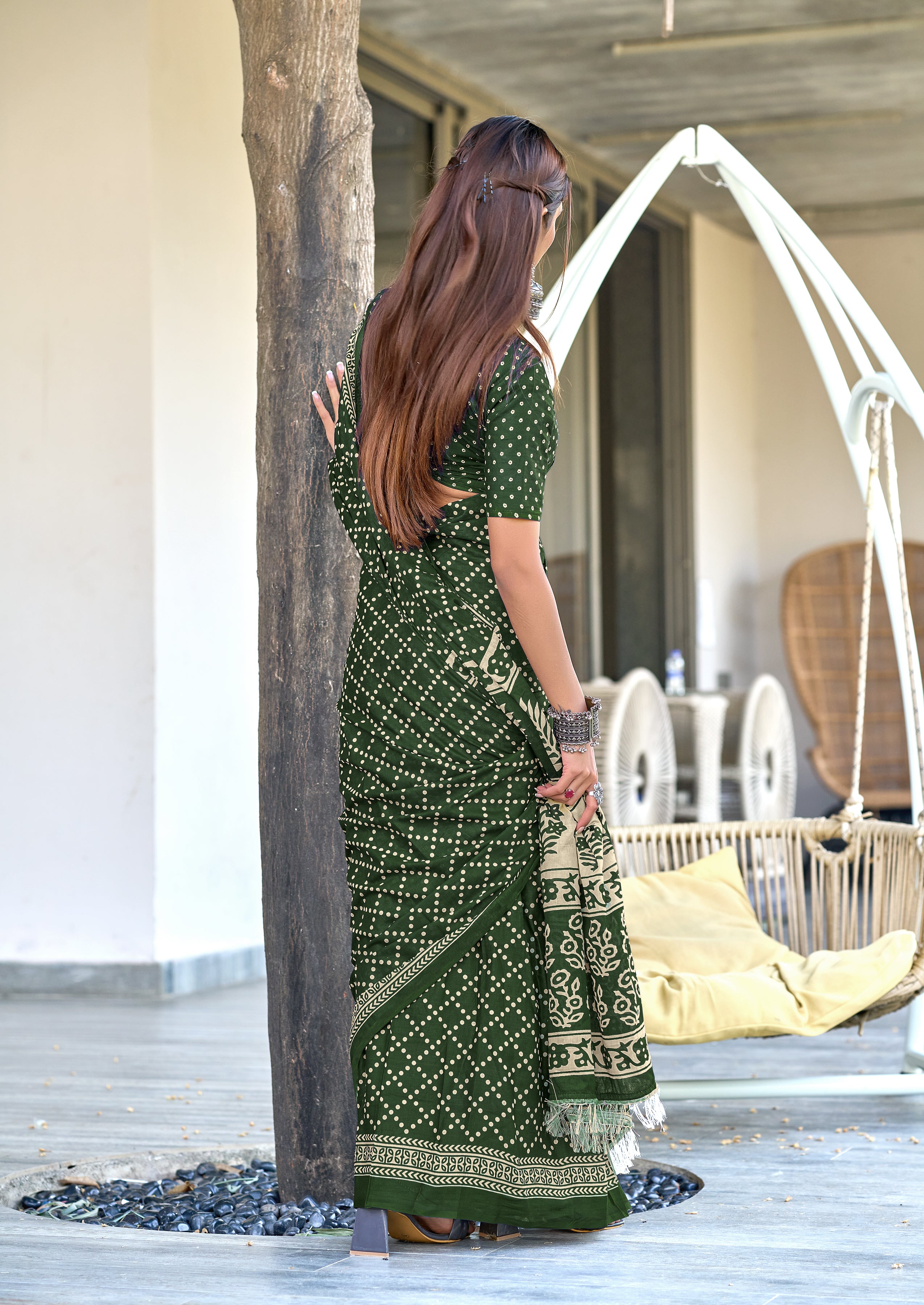 VICTORIYAREGULARSAREES_15.jpg