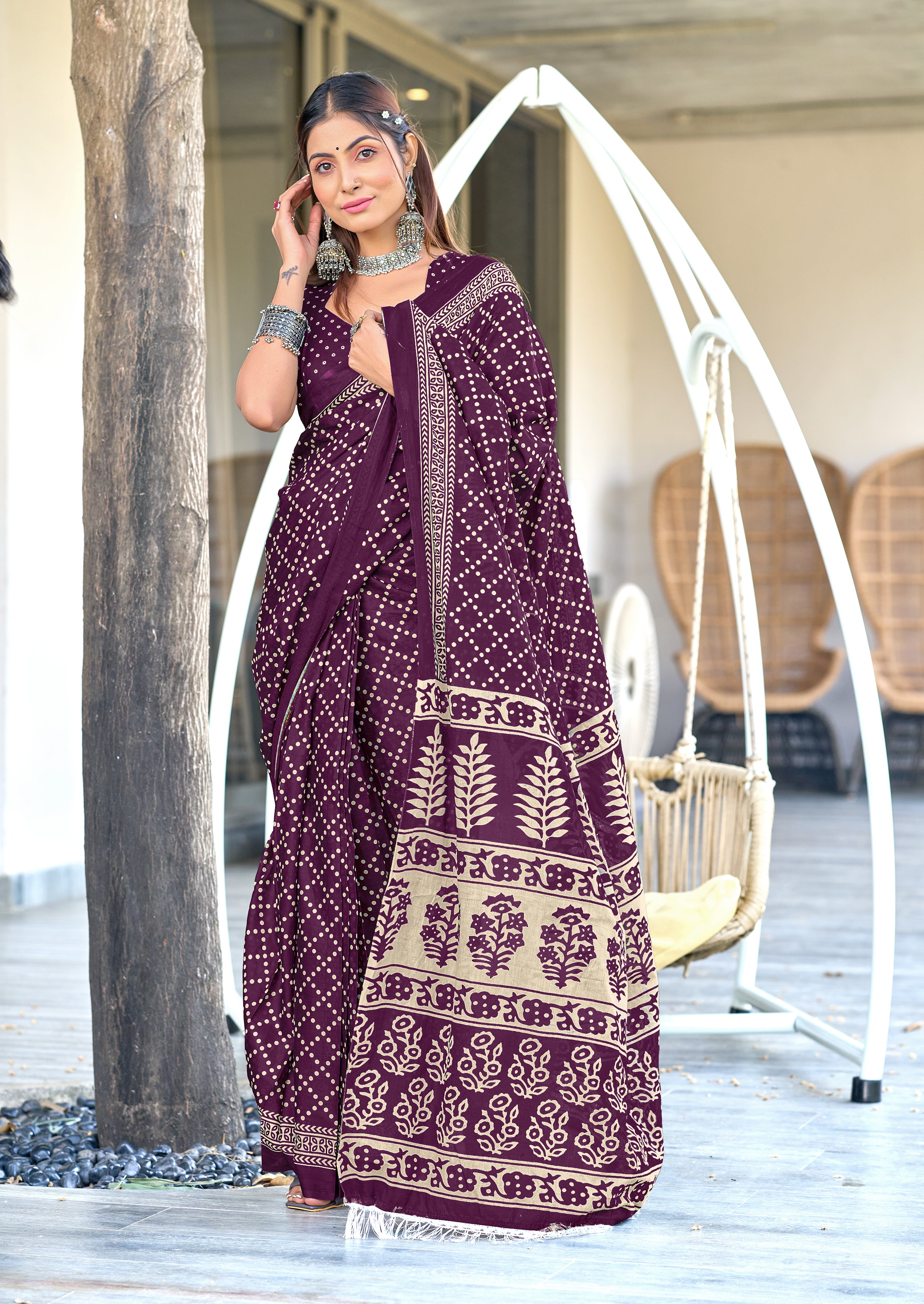 VICTORIYAREGULARSAREES_9.jpg